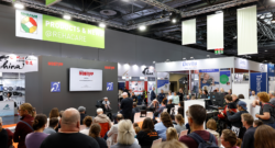 Audience in front of the stage at the PRODUCTS & NEWS @REHACARE expert forum at REHACARE 2024; Copyright: Messe Düsseldorf/Andreas Wiese
